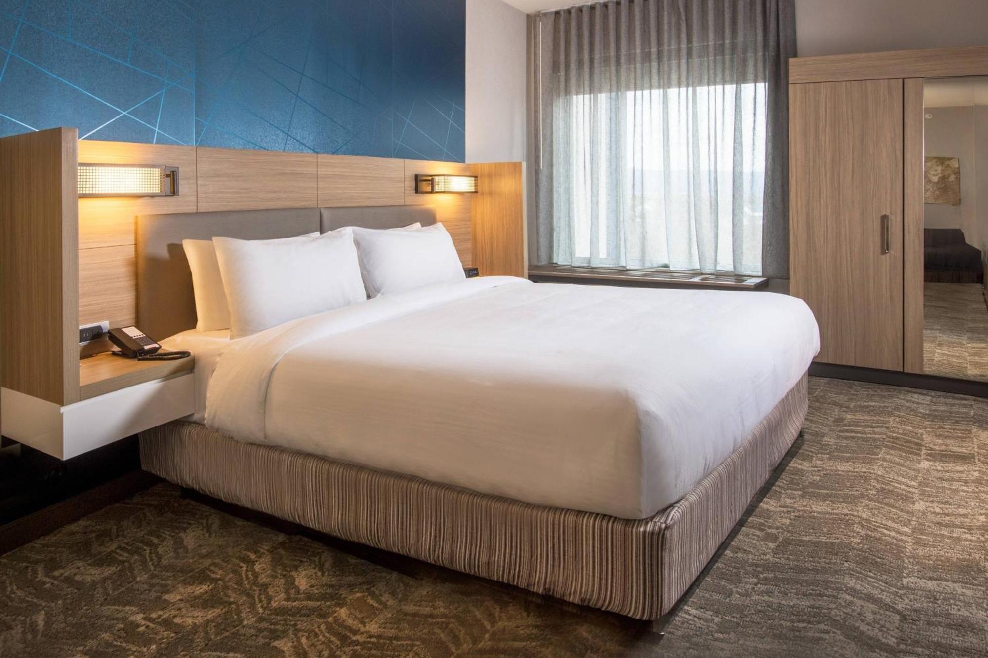 Springhill Suites By Marriott Frederick Extérieur photo